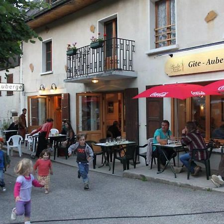 Gite Auberge L'Herbe Tendre Saint-Pierre-dʼEntremont Exterior foto